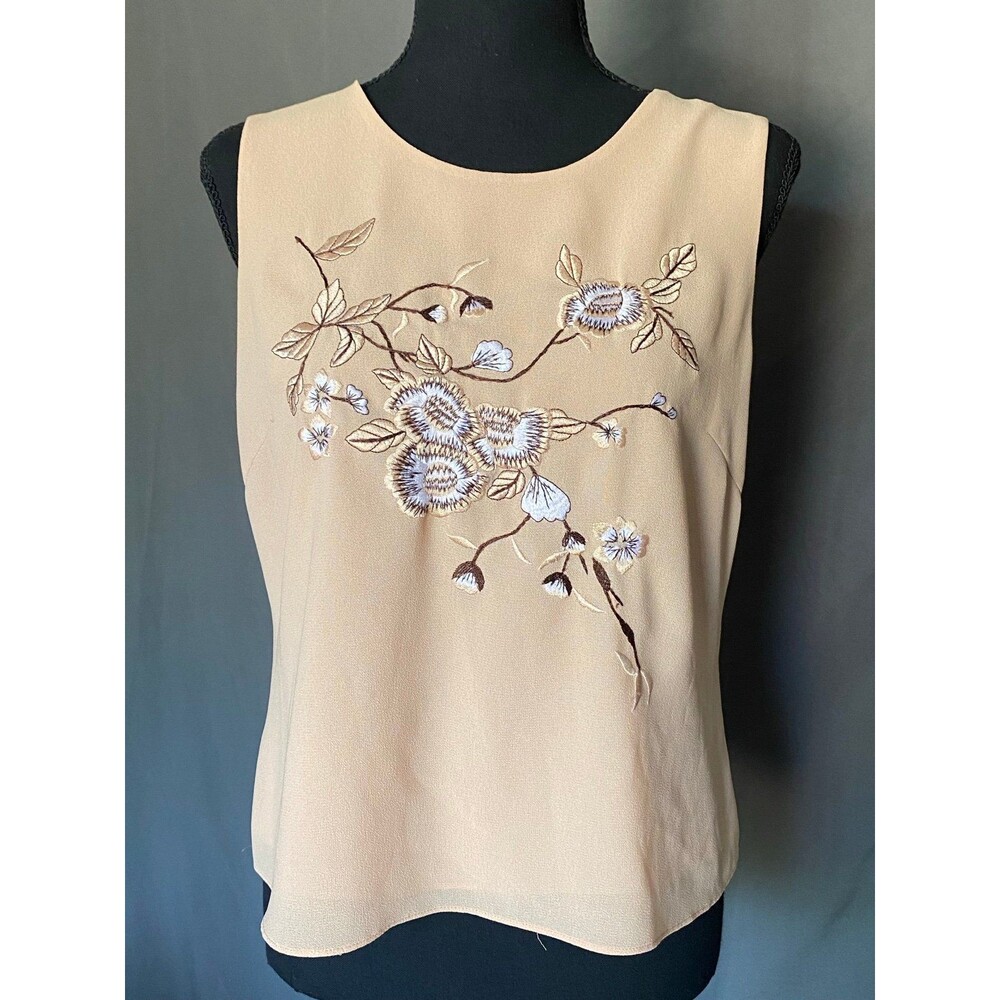 Vintage Floral Embroidered Sleeveless Blouse